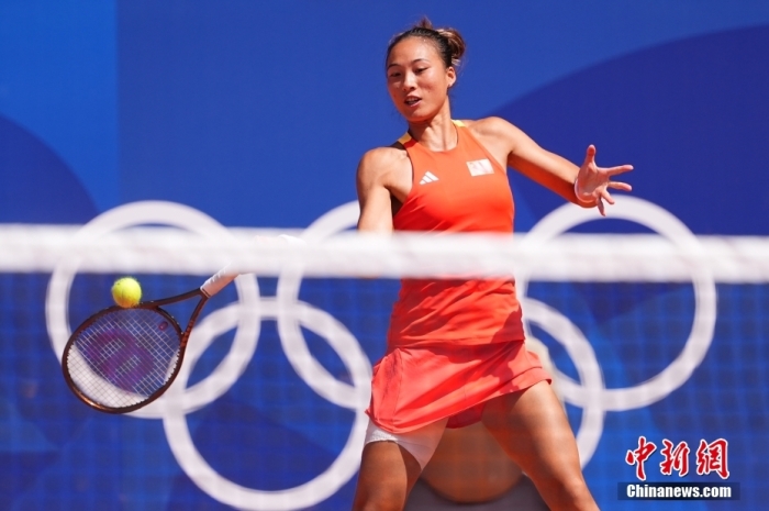 中国健儿巴黎奥运多项目突破 郑钦文首进女单决