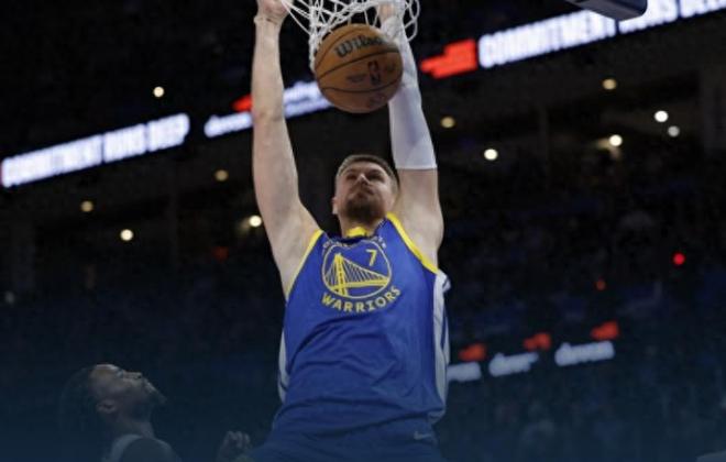 波神30+桑托斯18+！勇士终结连败，双核闪耀逆转