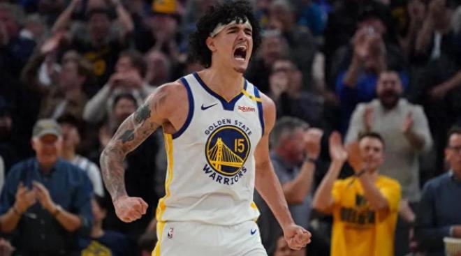 波神30+桑托斯18+！勇士终结连败，双核闪耀逆转