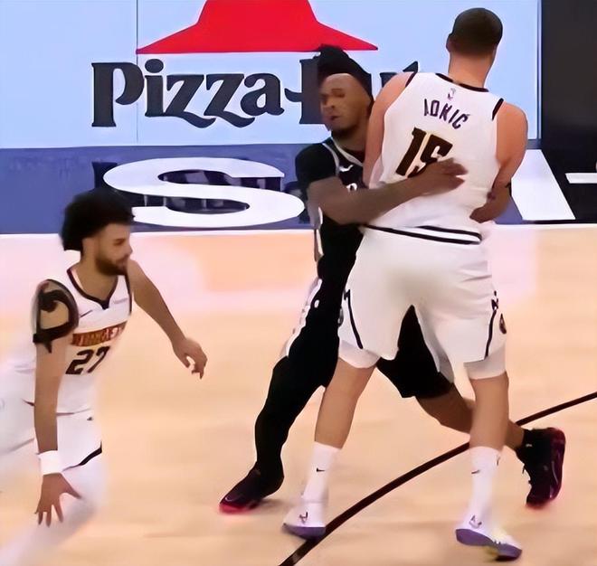 雷霆险胜凯尔特人豪取七连胜 西部排名格局生变